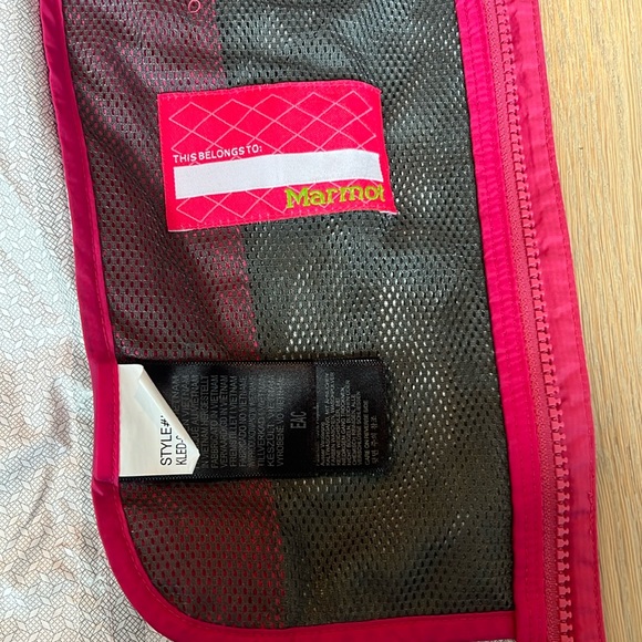 Marmot girls pink rain jacket size Medium - Picture 6 of 10